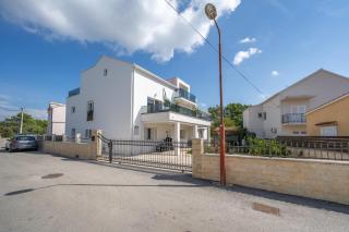 Apartment Sea Sponge - Brodarica - 9