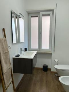 Hibiscus Central Apartment - 4