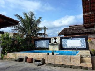 Casa com pisicna in Mongaguá - 6