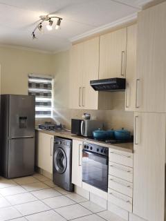 Tevin Nest 4 - Sandton - 1