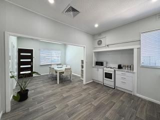 Relax At Gossan - Broken Hill - 5