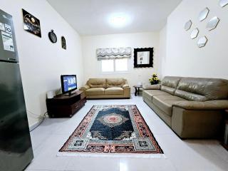 Spacious 2 Bed Room Apartment with 2 bathrooms - Sharjah - 6