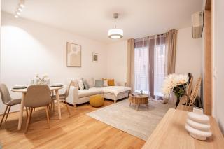 Léda Private Apartment - 1