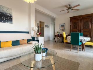 Terrace and view on all Nice city - 4