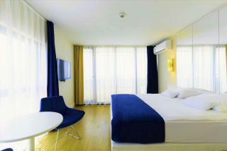 Relax and Unwind Premier Sea View Aparthotel in Batumi - Batoemi - 4
