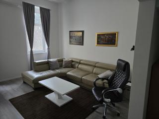 Sarajevo central quiet apartment,private free parking - Sarajevo - 0