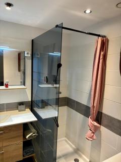 Cozy apartment with a relaxing terrace, 10 min from beaches and restaurants - - 5