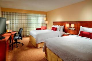Courtyard by Marriott Columbus - Columbus - 2