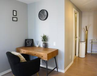 Stunning suite in downtown perfect for businesses trips and small families - 3