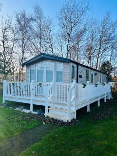 Luxury Cozy Caravan at Seaton Sands - 9