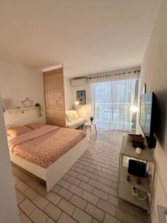 Studio sur le port de Hyères - à 2min des plages, Clim & Balcon - Hyères - 0