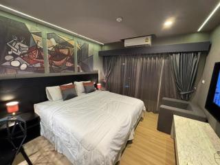 Cha-am , Pool view King Suite , Cha-am Beach South - Ban Bo Khaem - 9