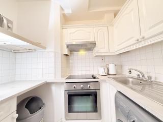 Apartment In Best Location Dublin - 3