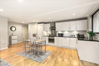 JDY's Homely Stays - Leicester - 7