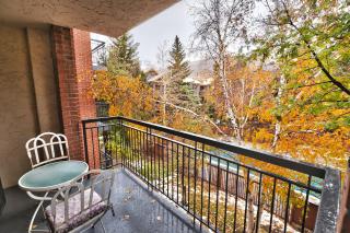 Walk to Main Street, Walk to Lift, Community Pool and Hot Tub! Great Location, Private Balcony! - 8