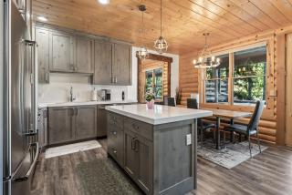 Deer Valley Luxury Condo, Comstock Lodge, 2 Bedroom - Walk to Lifts, Private Hot Tub, Amazing Views - Park City - 5
