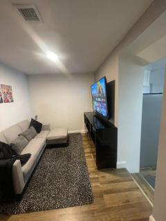New Modern Apartment - Yonkers - 5