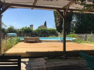 Modern villa - children's secure pool garden - 6