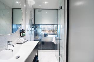 Crowne Plaza Christchurch by IHG - 5