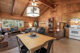 Walk To Snow Play Spa Fenced Yard -  - 7