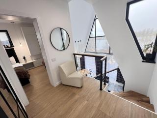 AGrey frame Residence Villas - Bucareste - 3