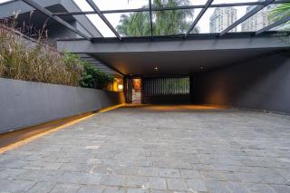 Linda casa em rua fechada com vista próxima ao shopping Cidade Jardim - São Paulo - 4