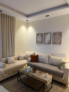 شقة واسعة غرفة نوم وصالة في الصحافة دخول ذاتي A Cozy One Bedroom Apartment in Alsahafa with self Entry - Riad - 7