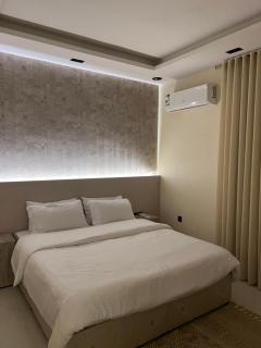 شقة واسعة غرفة نوم وصالة في الصحافة دخول ذاتي A Cozy One Bedroom Apartment in Alsahafa with self Entry - Riad - 5