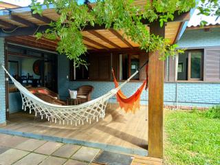 Casa Atlântida quadra mar, na melhor localização da praia - Xangri-lá - 0