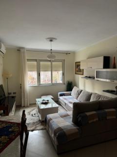 Tirana Centre Lions Gate 10 - 5