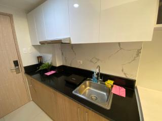 Aesthetic Vibes Condo 2br Near Airport - Manila - 9