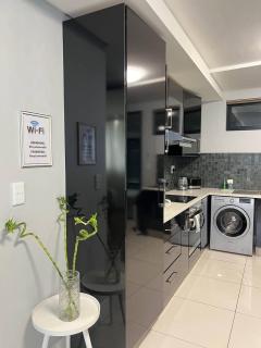 Kaitlin's CBD apartment at 77 on Independence - Windhoek - 5