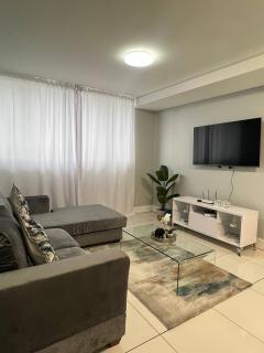 Kaitlin's CBD apartment at 77 on Independence - Windhoek - 8