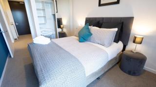 Superb Apartment Complex- 2 bedroom- Smart 49TV - 9