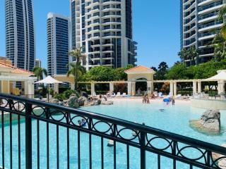 Bellagio@Chevron, Luxe, 2 Bedroom Apartment in the Heart of Surfers Paradise! - Gold Coast - 5