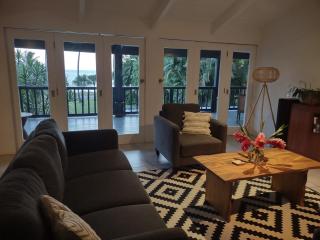 Beach front luxury spacious villa 2 bedroom - Korotogo - 9