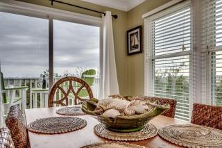 Waterfront Townhouse, Pool, St Park Beach Pass - 6