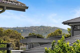 Carmen's On Berry - 2