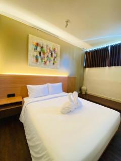 The Central Lovina Hotel & Restaurant - Lovina - 4