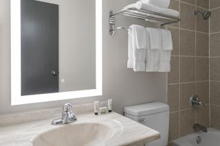 Baymont Inn & Suites - 3