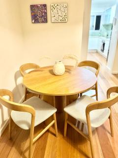 Stylish and perfectly located Bondi Beach hideaway - Sydney - 2