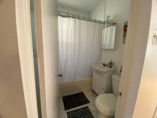 Chambre supérieure, ensoleillée et spacieuse - Montreal - 3
