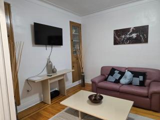 Spacious, elegant, and ultra-comfortable room - 4