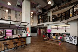 MOXY Bandung - Bandung - 1