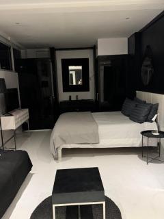 Minimalist apartment long term - Seminyak - 0