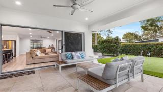 Alkira at The Vintage - 5