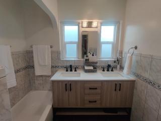 SOFI Cozy Home in Inglewood - Inglewood - 1