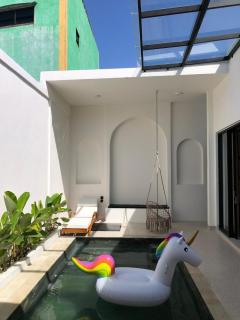 Thera Villa 2 BR Private Pool Near Malioboro - 9