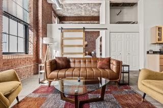 Luxury Industrial 2 Bedroom 2 Full Bath Strip District & Riverwalk - Pittsburgh - 5