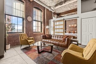 Luxury Industrial 2 Bedroom 2 Full Bath Strip District & Riverwalk - Pittsburgh - 0